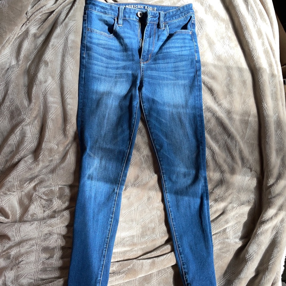 American eagle size 6 super high rise jeans